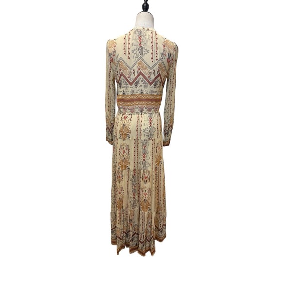 Sundance Silk Maxi Dress Sz 4 Long Sleeve Boho Festival Praire Aztec Folk West - Picture 6 of 9